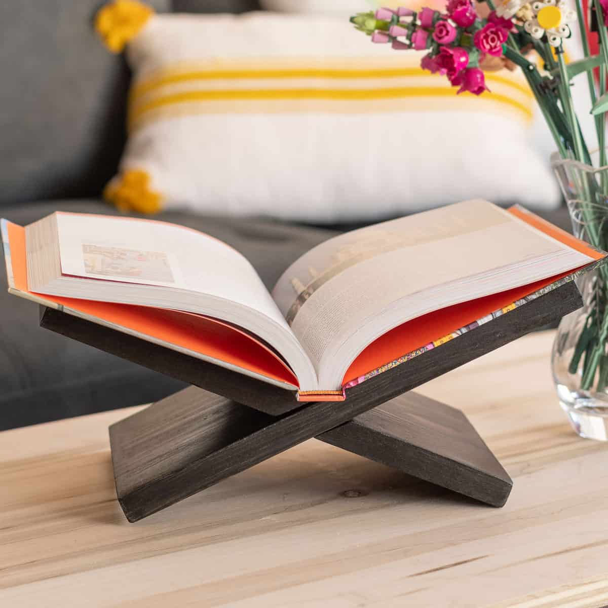 DIY book stand
